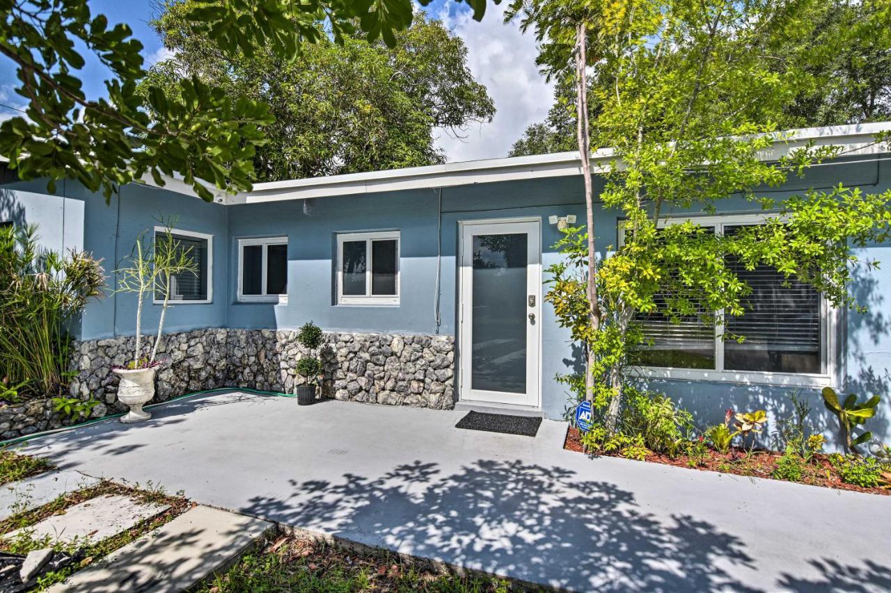 Shady And Eclectic Fort Lauderdale Dwelling With Yard! Bagian luar foto